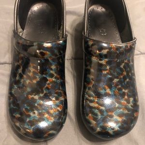 Dansko clogs size  41